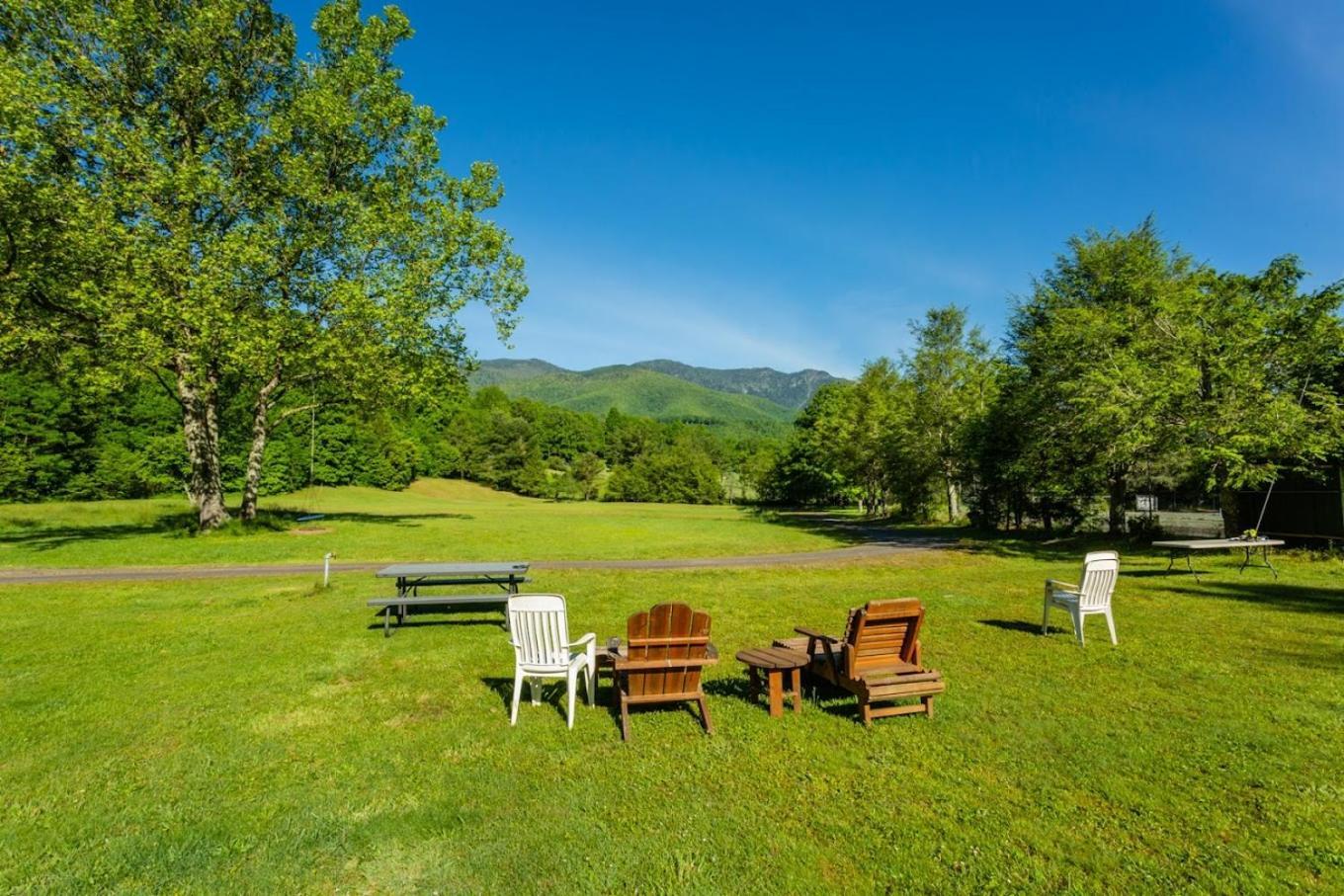 Lodge At Mount Mitchell Busick Exteriör bild